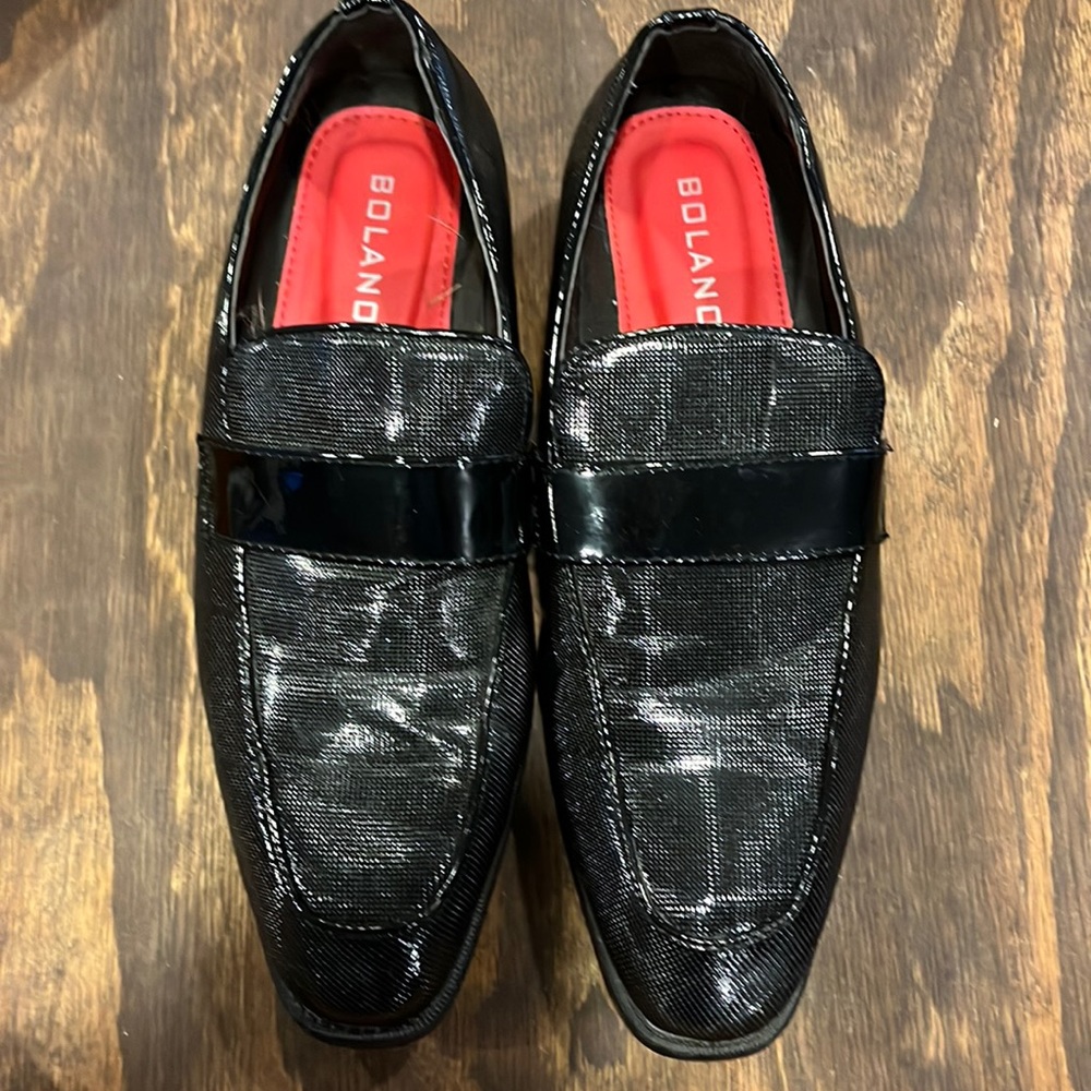 Size 10 Bolano loafers 🕺🏽